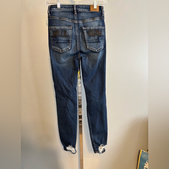 American Eagle Women's Jeans Stretch HELL YEAH Embroidery On Back Blue Denim 2 - Picture 2 of 8